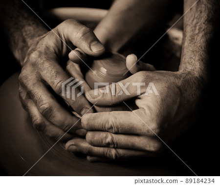 working on the potter's wheel fragmentary portrait working on the potter's wheel fragmentary portrait 89184234