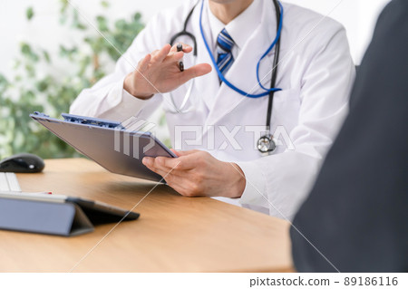 醫學影像醫生患者面對面 89186116