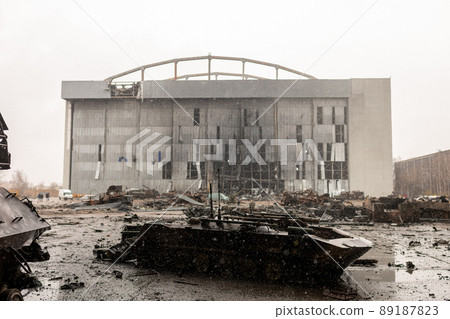 war destroyed on Ukraine airport by russian troops 89187823