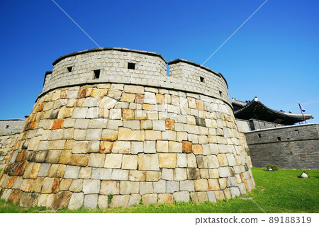 Suwon Hwaseong 89188319