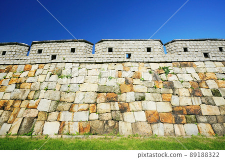 Suwon Hwaseong Fortress 89188322
