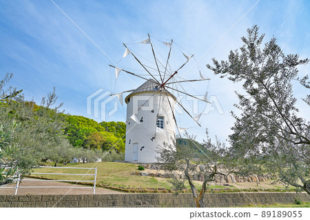 [小豆島橄欖園（希臘風車）]香川縣小豆島町西村湖 89189055