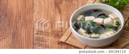 皮蛋豆腐湯 台灣 小吃 湯 特寫 century egg tofu soup ピータンとうふスープ 89194110