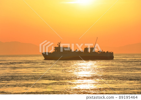 Sunset and Kokudo Kyushi Ferry Sunset and Kokudo Kyushi Ferry 89195464