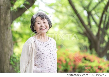 高級女性 89195747