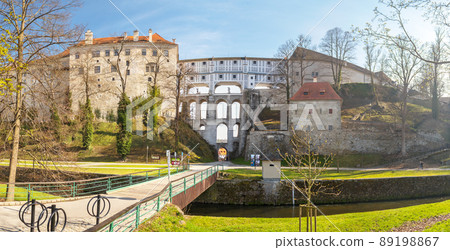The Cloak Bridge - castle Cesky Krumlov, Czech republic 89198867
