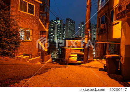 Alleyway in Anyang, Gyeonggi-do, Korea 89200447