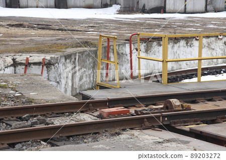Railway turntable at the railway station in Moscow, old railway, April 2022. Railway turntable at the railway station in Moscow, old railway, April 2022. 89203272