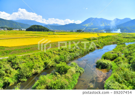 View toward Mt. Kosha from the vicinity of Tarugawa Bridge / Tarugawa (Kijimadaira Village, Nagano Prefecture) [2021.9] 89207454