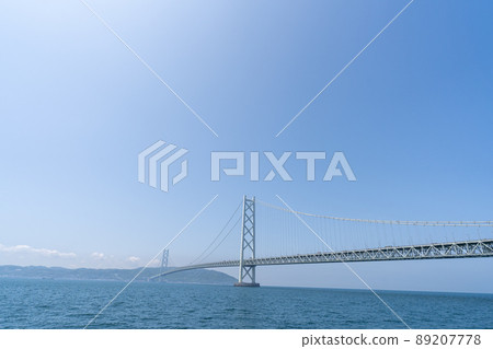 Akashi Kaikyo Bridge 89207778