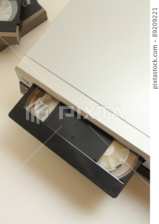 VCR videotape 89209221