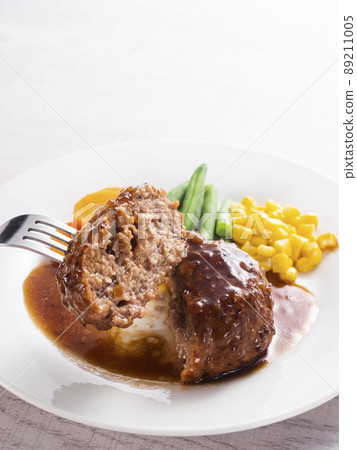 Hamburger steak  89211005