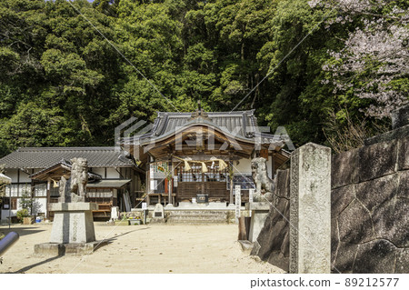 Ishigami Futotama Shrine, Haiden, Akaiwa City, Okayama Prefecture 89212577