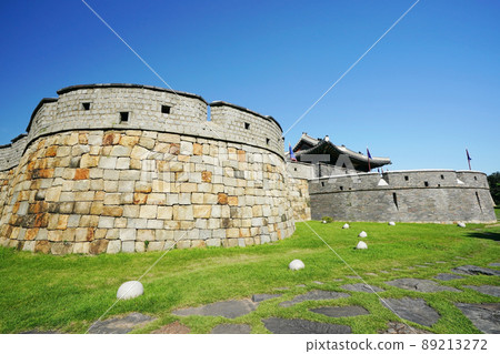 Suwon Hwaseong 89213272