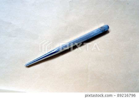 用於損傷鑽孔參考點的中心沖頭工具 89216796