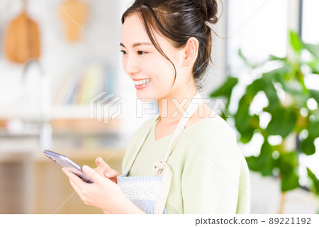 Woman Woman 89221192