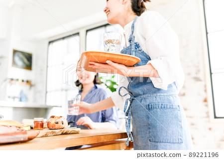 Working waitress Working waitress 89221196