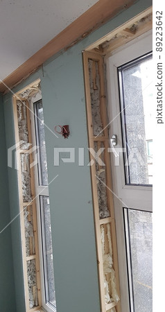 建築工地。焊接。木工。木匠。室內。室內。工匠。 建築工地。焊接。木工。木匠。室內。室內。工匠。 89223642