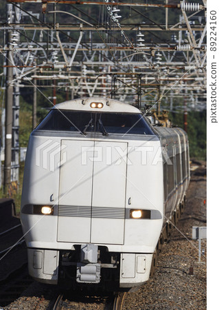 681 series Shirasagi 89224160