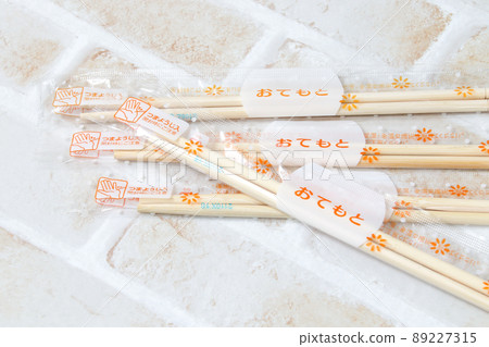 一次性筷子筷子一次性筷子木頭一次性一次性筷子薄膜日本塑料 一次性筷子筷子一次性筷子木頭一次性一次性筷子薄膜日本塑料 89227315