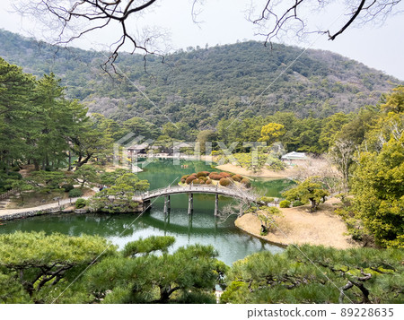 早春的栗林庭園(3月上旬) 早春的栗林庭園(3月上旬) 89228635