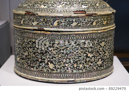 Traditional Thai Crafts: Raden Crafts / Raden Crafts (National Museum, Bangkok) Traditional Thai Crafts: Raden Crafts / Raden Crafts (National Museum, Bangkok) 89229470