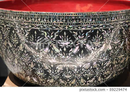 Traditional Thai Crafts: Raden Crafts / Raden Crafts (National Museum, Bangkok) Traditional Thai Crafts: Raden Crafts / Raden Crafts (National Museum, Bangkok) 89229474