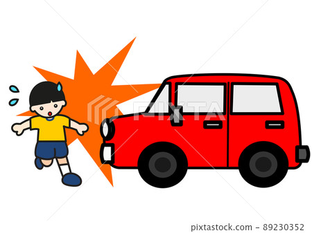 男孩與汽車正面碰撞 89230352
