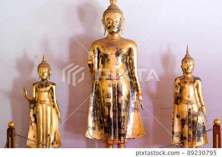 臥佛寺金佛像 2022 年 4 月(泰國曼谷) 臥佛寺金佛像 2022 年 4 月(泰國曼谷) 89230795