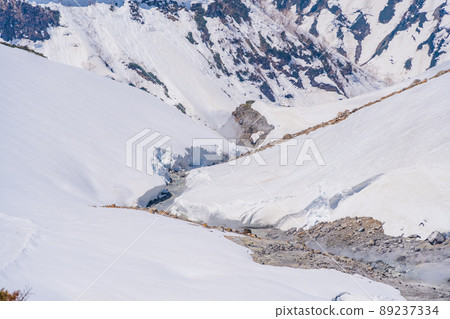 (Toyama Prefecture) One-sided silver world Tateyama, Jigokudani, Enmadai (Toyama Prefecture) One-sided silver world Tateyama, Jigokudani, Enmadai 89237334