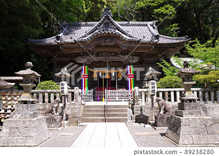 Shirahama Shrine 89238280