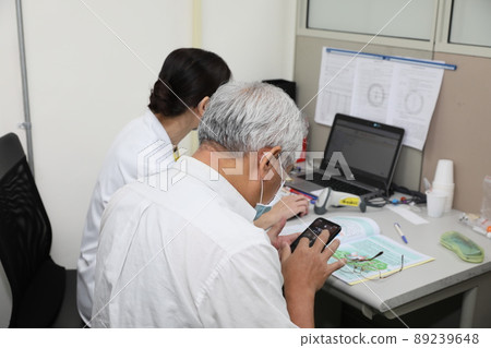 身體檢查 89239648