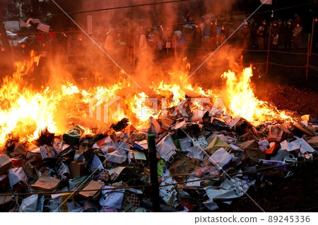 Donto Festival Flame 89245336