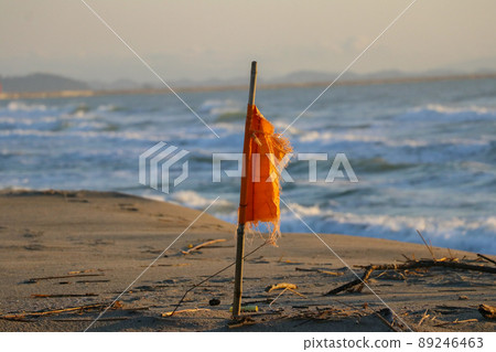 Orange flag on the beach (Sendai City, Miyagi Prefecture) 89246463