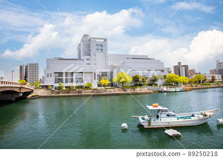 It is the cityscape of Hiroshima. It is along the main river where you can see Aster Plaza. Please enjoy the bright and spacious atmosphere. Hiroshima Prefecture It is the cityscape of Hiroshima. It is along the main river where you can see Aster Plaza. Please enjoy the bright and spacious atmosphere. Hiroshima Prefecture 89250218