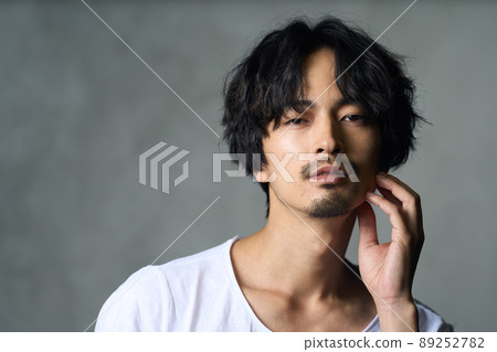 Beauty young man 89252782
