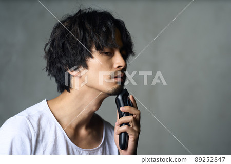 美麗的年輕人 美麗的年輕人 89252847