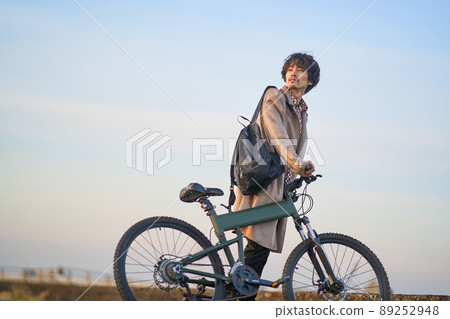 戶外年輕人 戶外年輕人 89252948