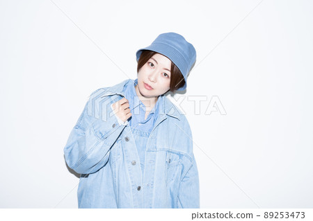 Female portrait of denim outfit 89253473