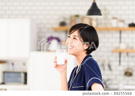 女性生活粗獷風格 89255568