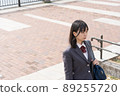 長廊和高中女生 89255720