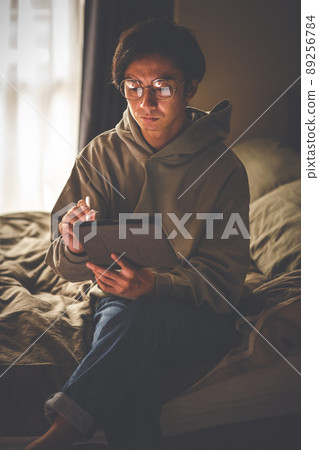 男性肖像』 89256784