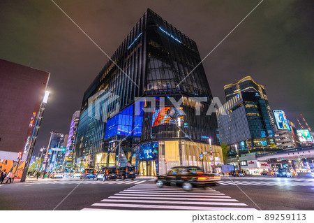 Tokyo cityscape of Japan View of Tokyu Plaza from the intersection of Sukiyabashi 89259113