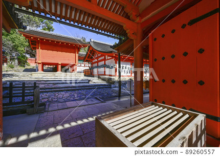 Visit from the inner samurai gate of Kasuga Taisha Shrine 89260557