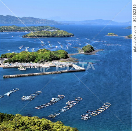 Scenery from Hario Park Farming rafts (related to food security) Takanosu, Nagashima-cho, Izumi-gun, Kagoshima Prefecture 89262216