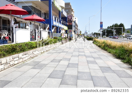 Fujisawa City, Kanagawa Prefecture National Highway No. 134, commercial facilities and Katase cityscape 89262335