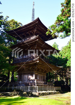 Gota-ji Triple Tower (Niigata Prefecture) 89262758