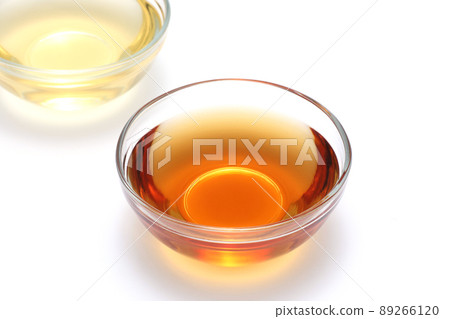 Black vinegar and vinegar 89266120