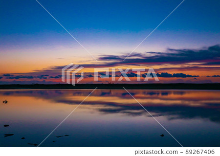 日出時的加茂灘塗（宮城縣仙台市） 89267406