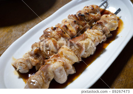 來自普通家庭的非常美味的日本烤雞肉串 來自普通家庭的非常美味的日本烤雞肉串 89267473